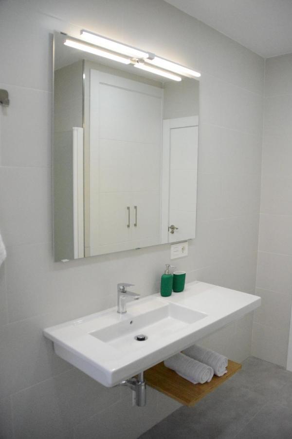 Luminoso Y Moderno Apartamento En El Centro Γρανάδα Εξωτερικό φωτογραφία