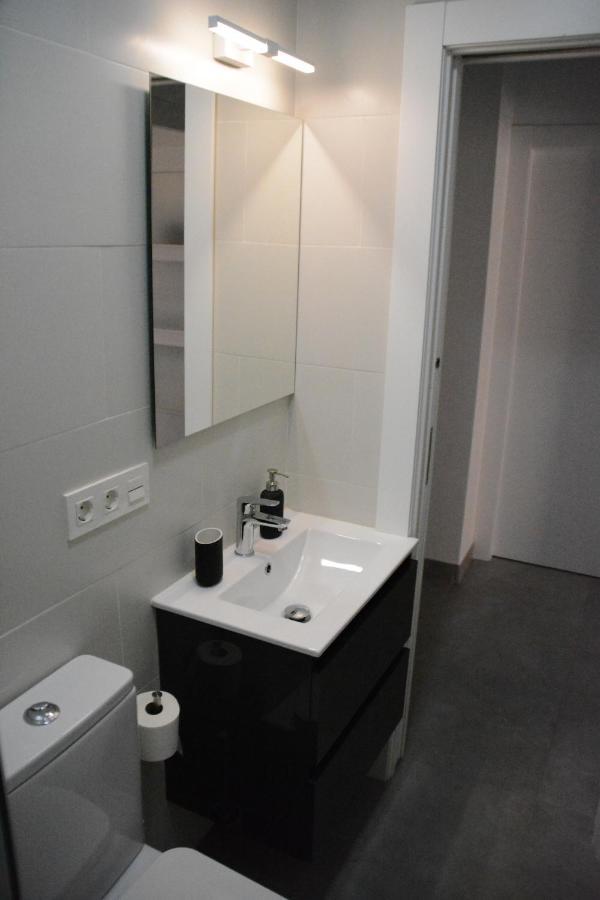 Luminoso Y Moderno Apartamento En El Centro Γρανάδα Εξωτερικό φωτογραφία